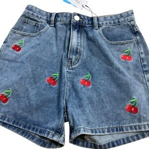 Cider NWT Cherry Embroidered Hi Rise Denim Shorts Misses size L